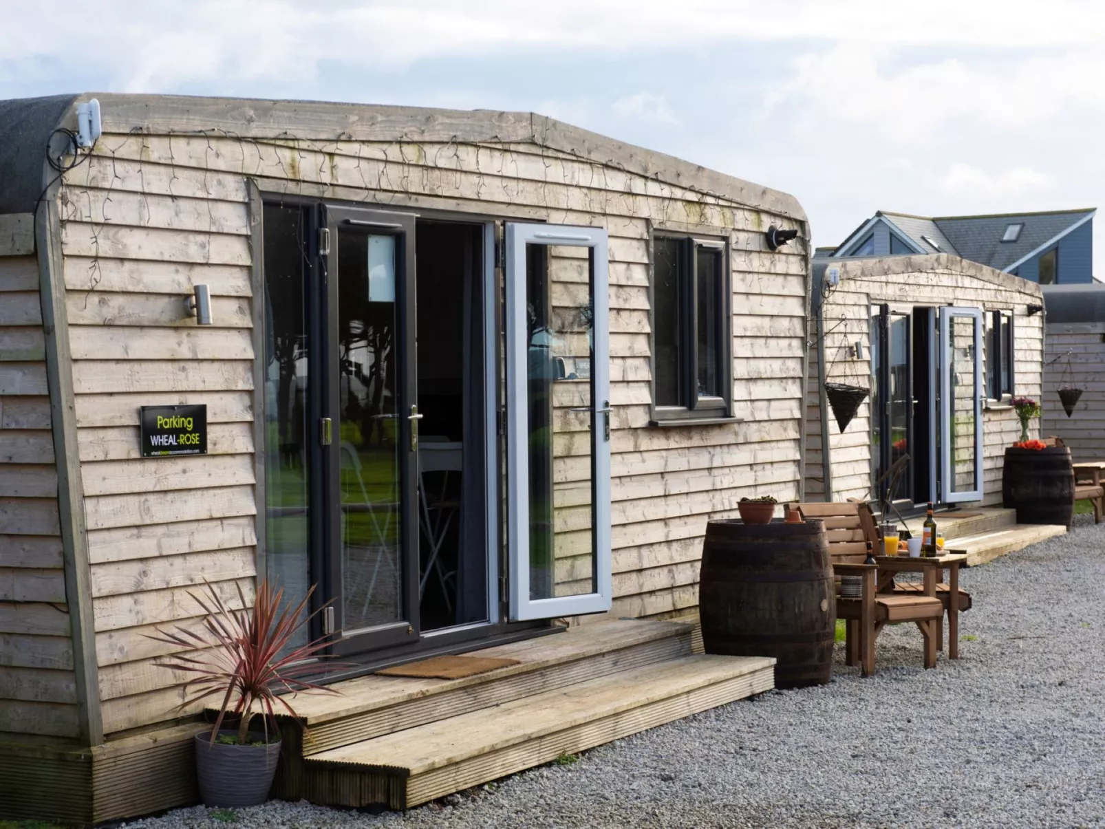 Wheal Rose Hot Tub Lodge-Buiten