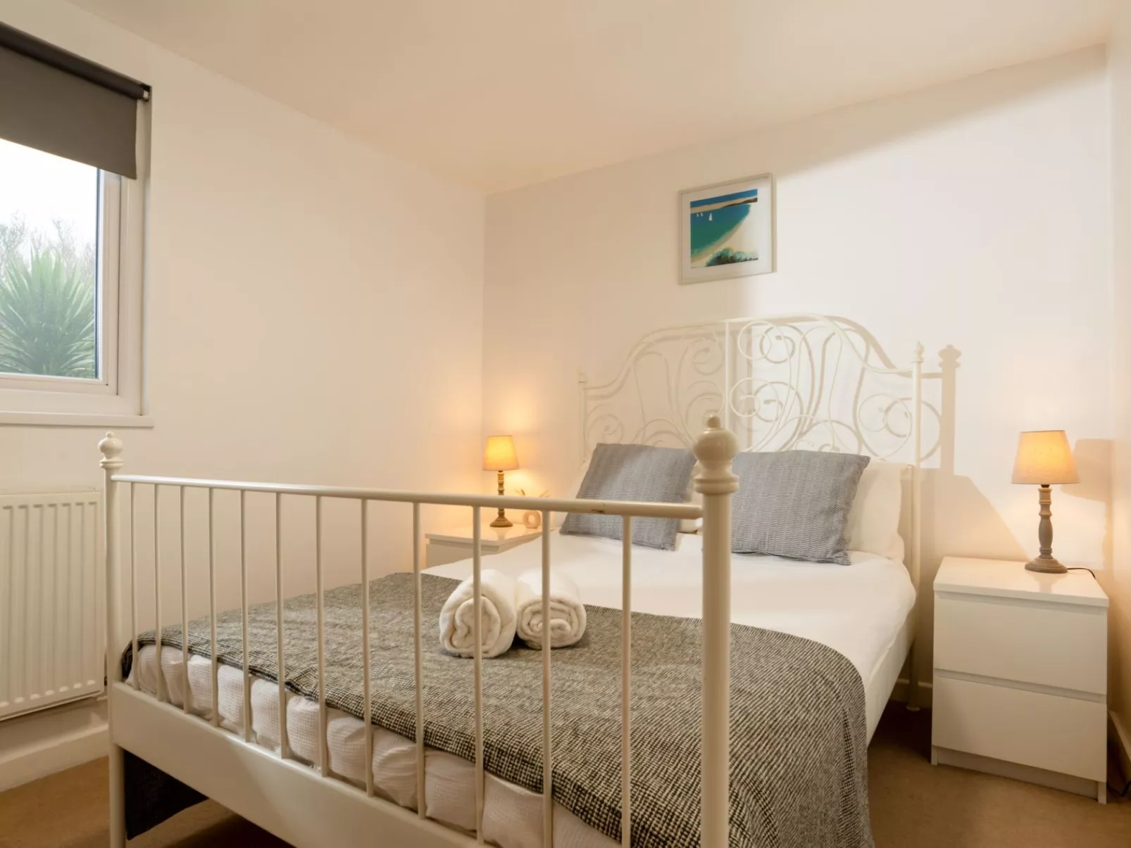 Wheal Rose Hot Tub Lodge-Binnen
