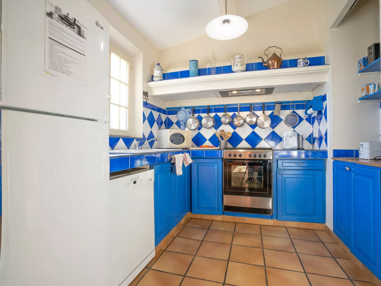 La Maison Bleue-Binnen