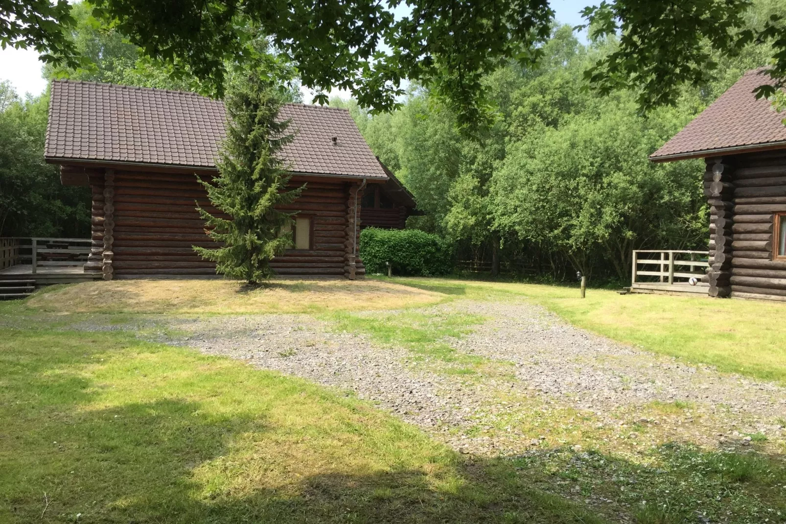 Chalet 2-Buitenkant zomer