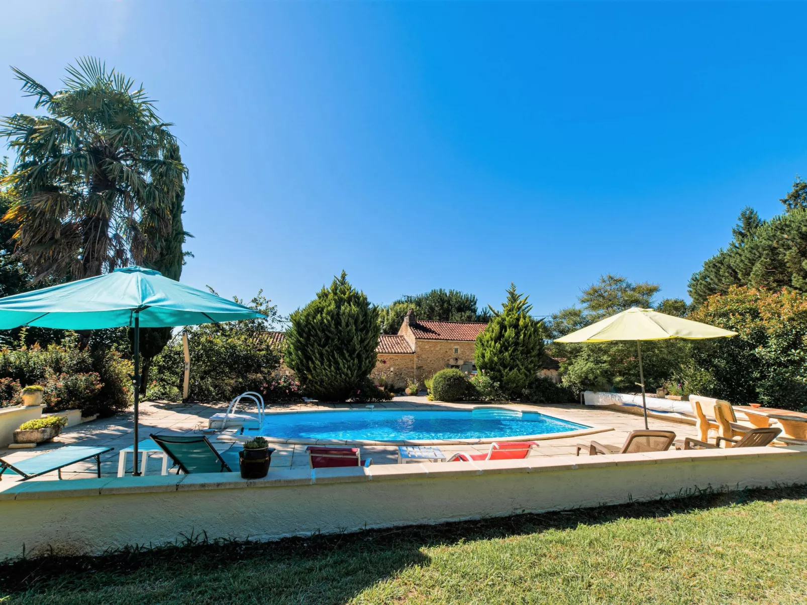 Le Coustal-Buiten