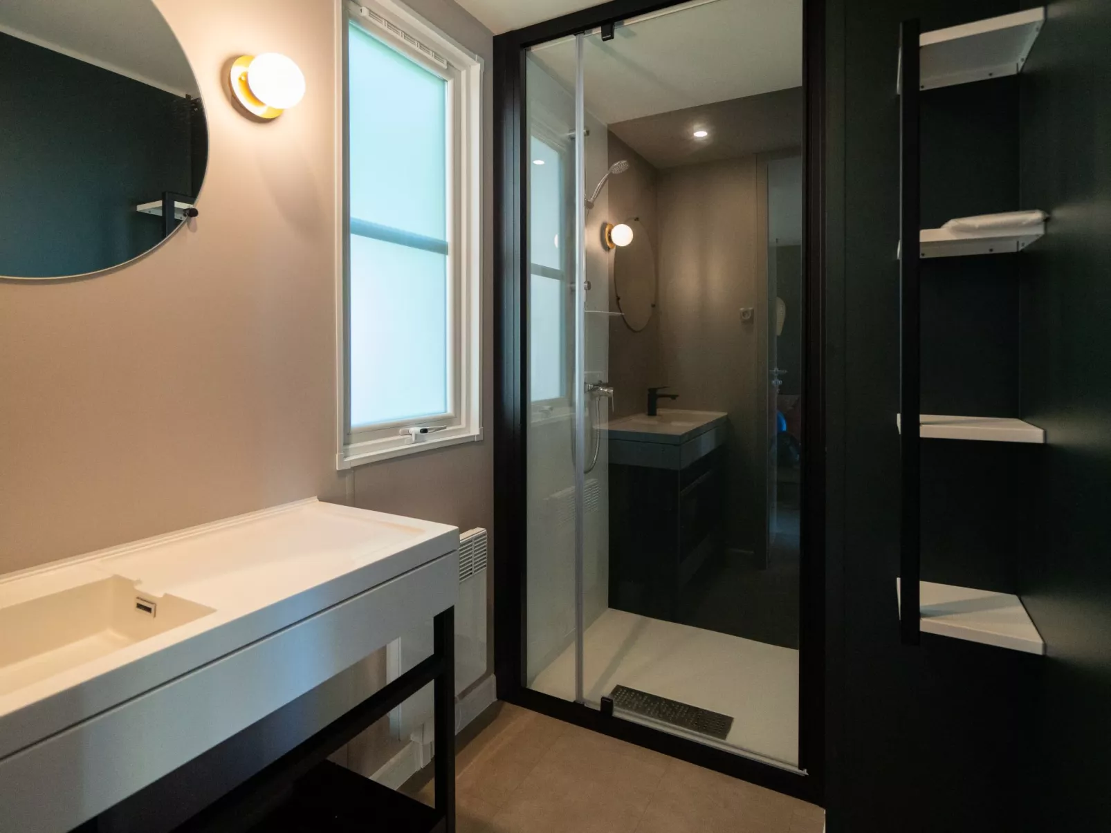 Luxe 3 chambres 6 personnes-Binnen