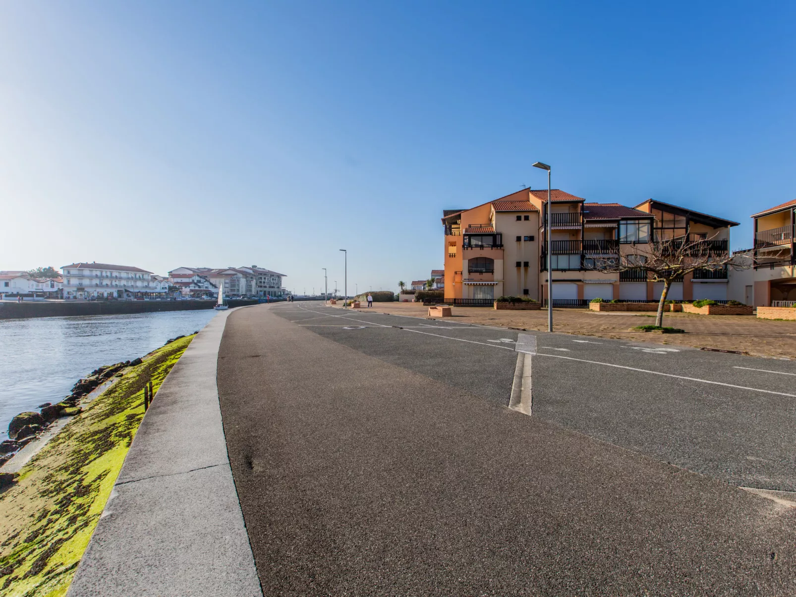 Les Terrasses Notre Dame du Port-Buiten