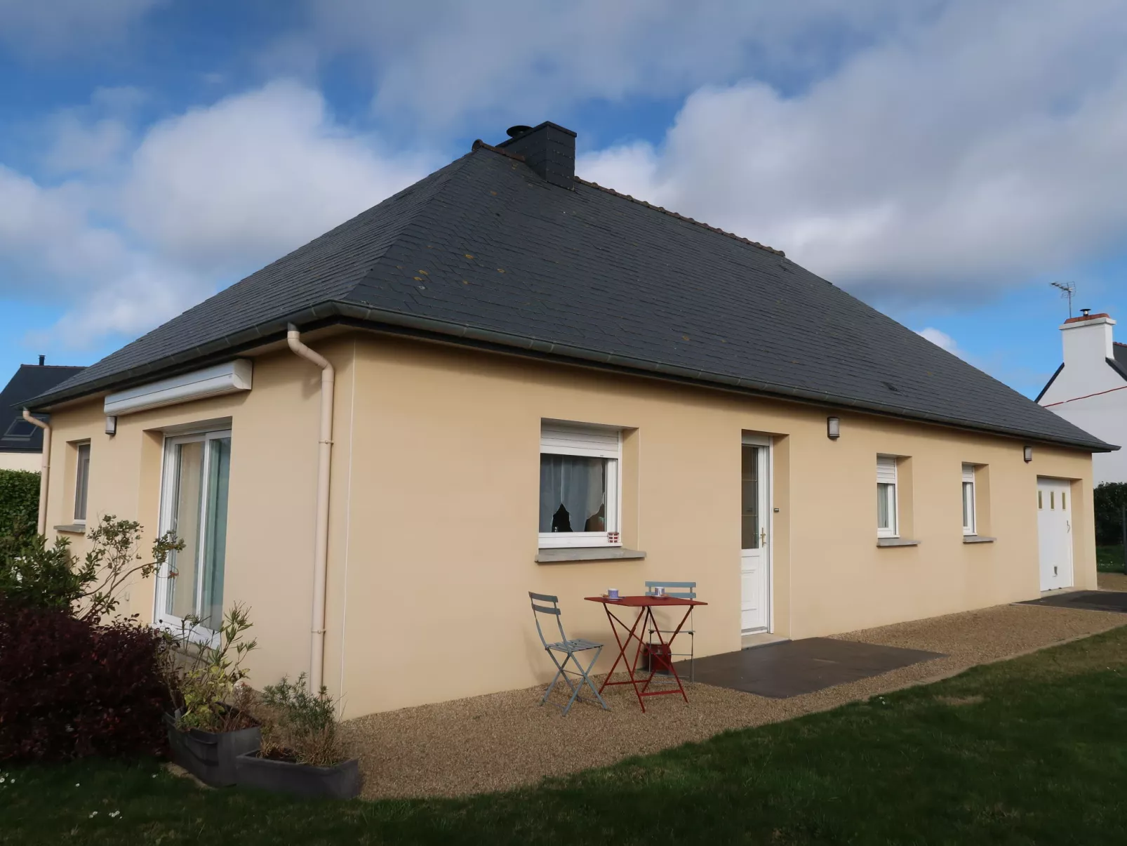 Chez Lucie-Buiten