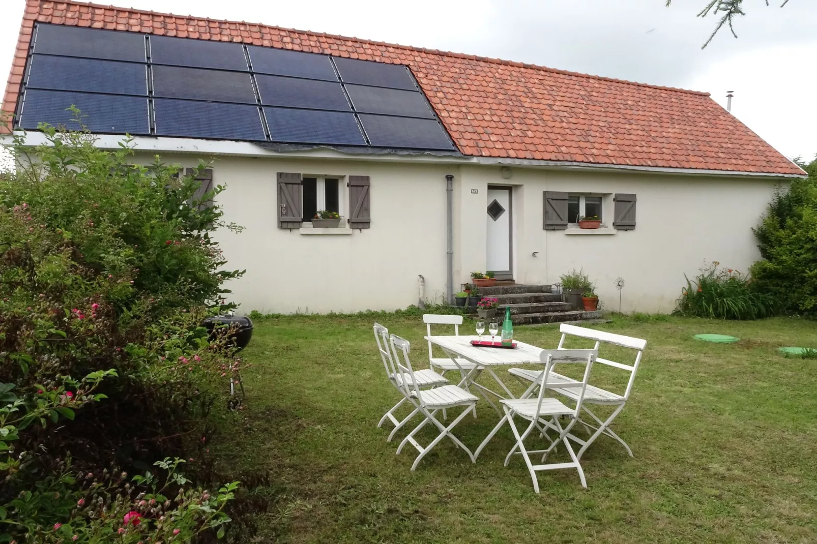 Ferienhaus in Boismont-Uitzicht zomer