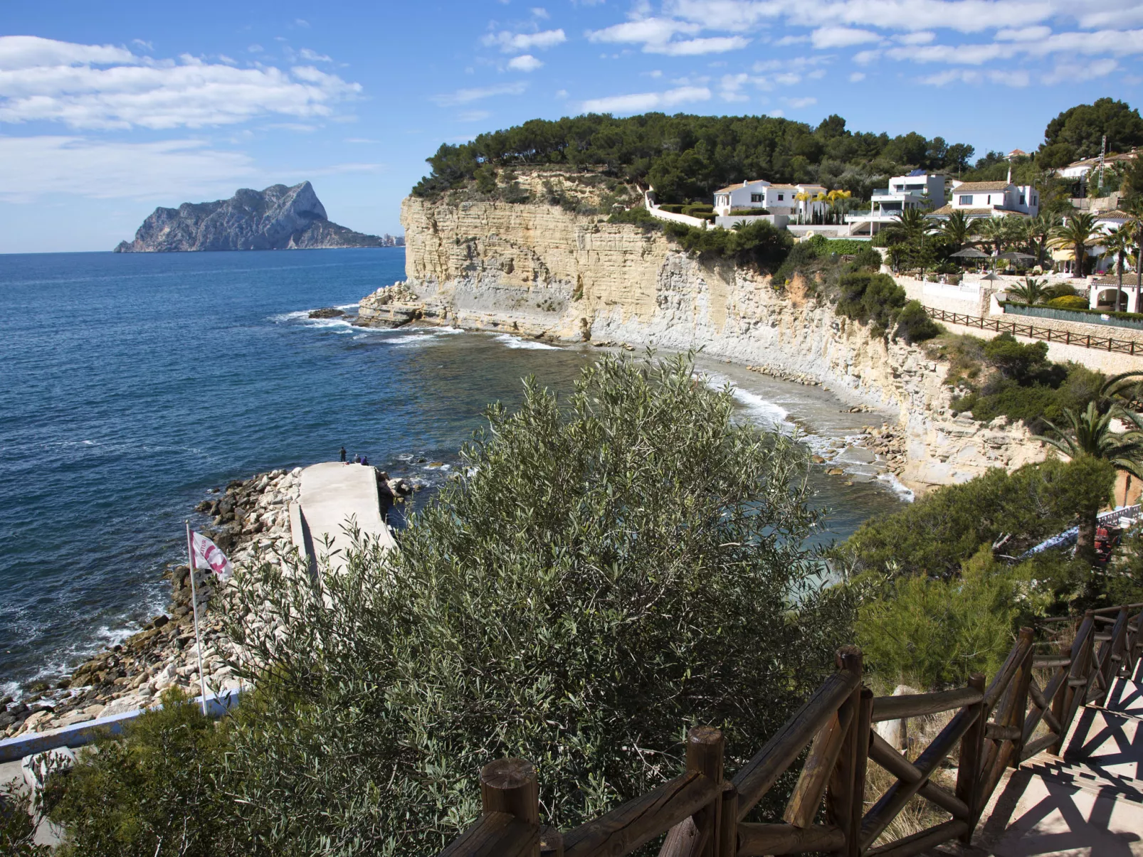 Cala Advocat-Omgeving