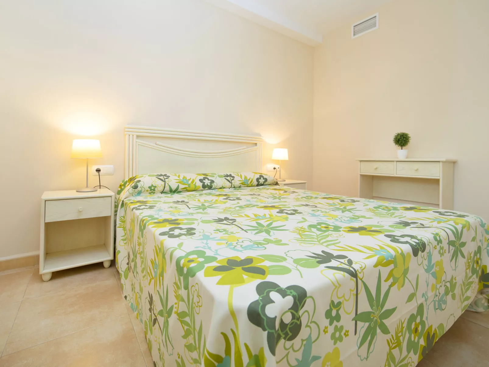 Esmeralda Suites-Binnen