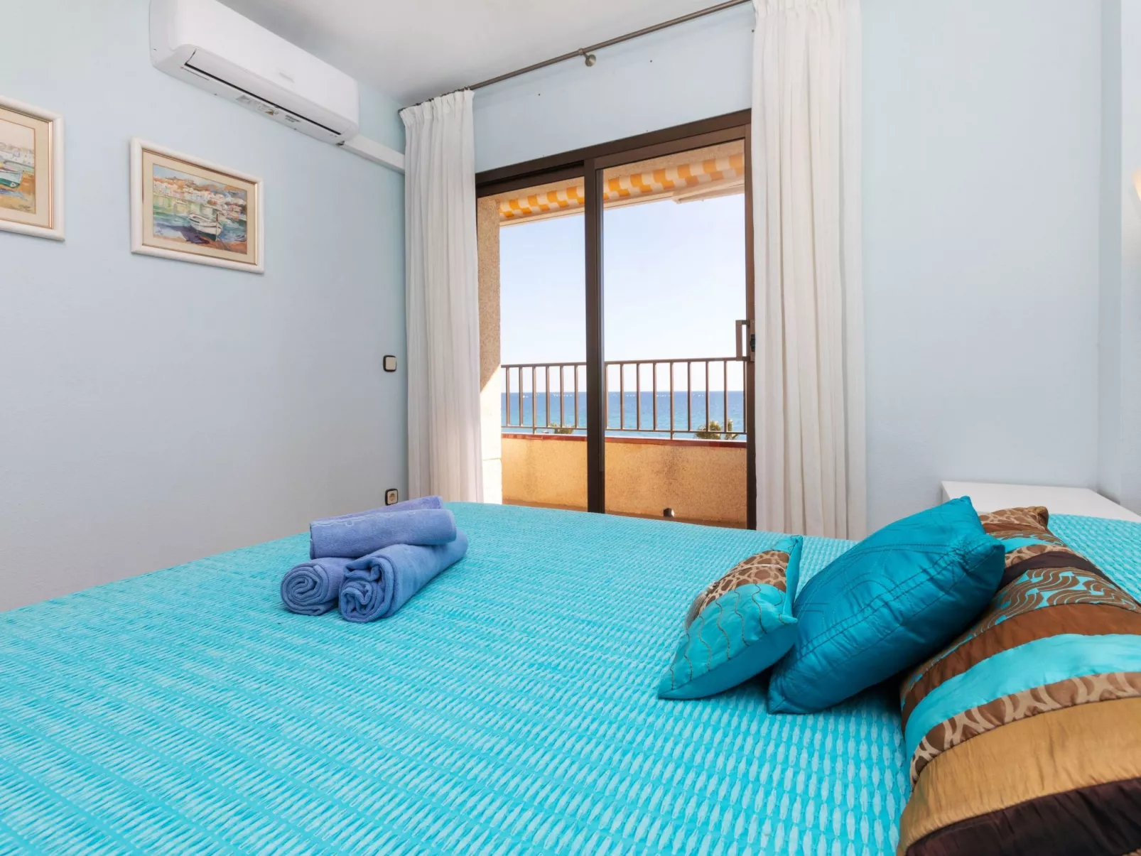 Seafront Apartment Torre Valentina-Binnen