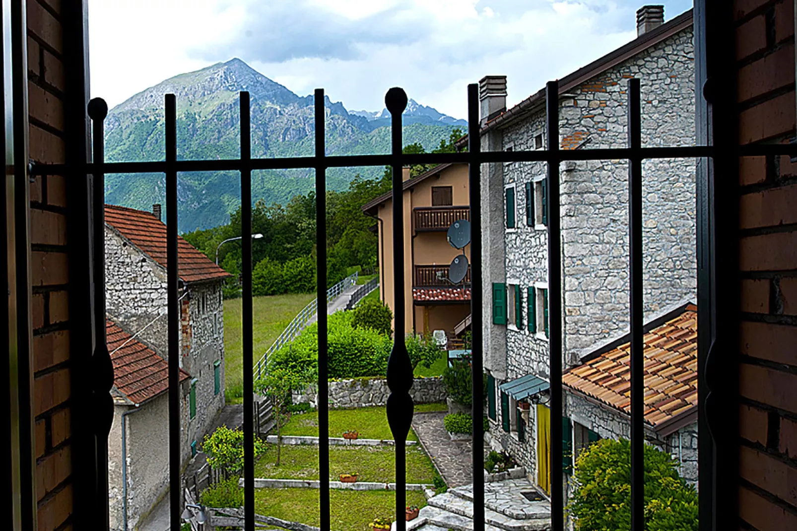 Casa delle Alpi-Uitzicht zomer