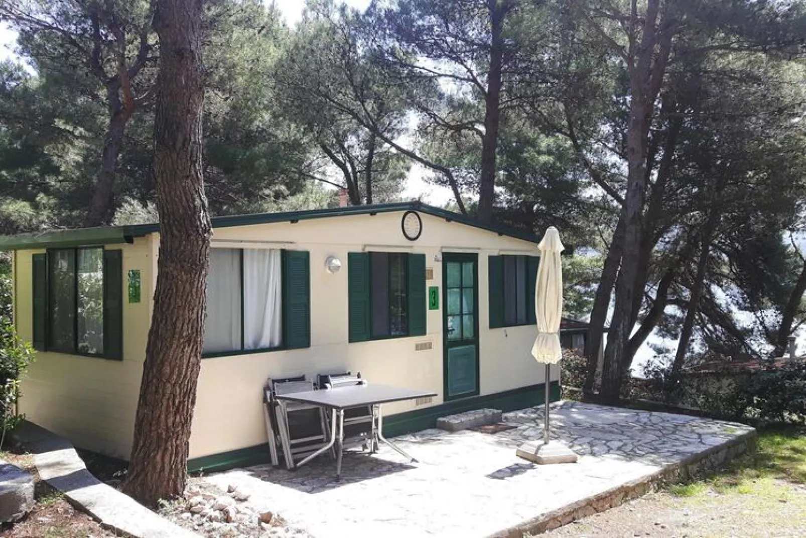 Mobile Homes Kovacine Cres-MH Family - 5 Pers-Buitenkant zomer