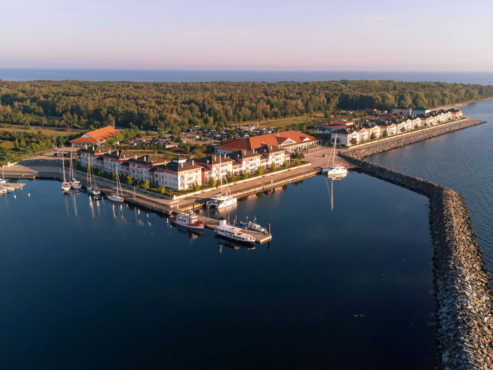 BEECH Resort Boltenhagen-Buiten