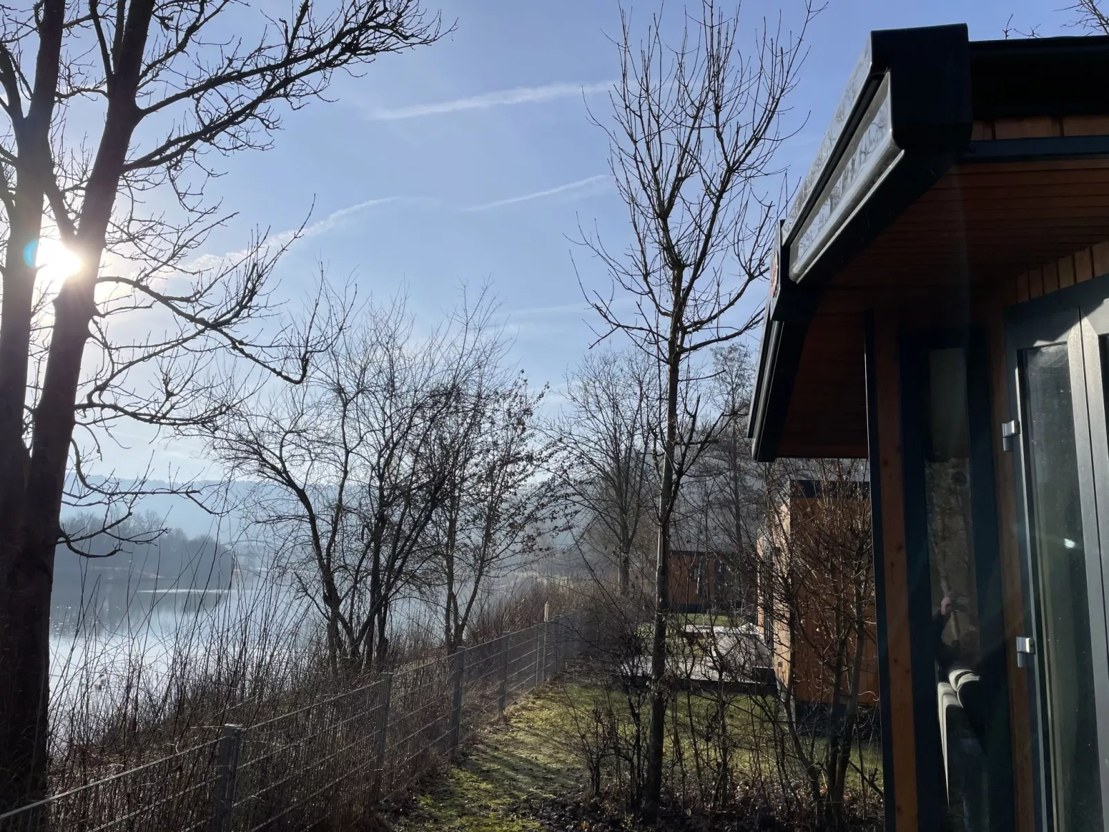 Tiny Haus Donaublick-Buiten