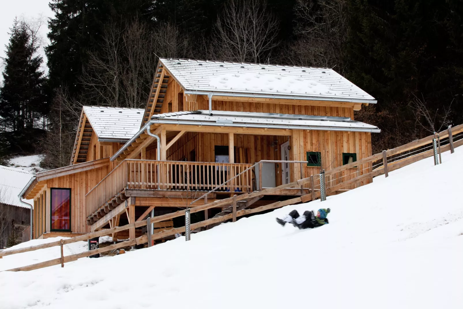 Chalet De Berghut-Exterieur winter