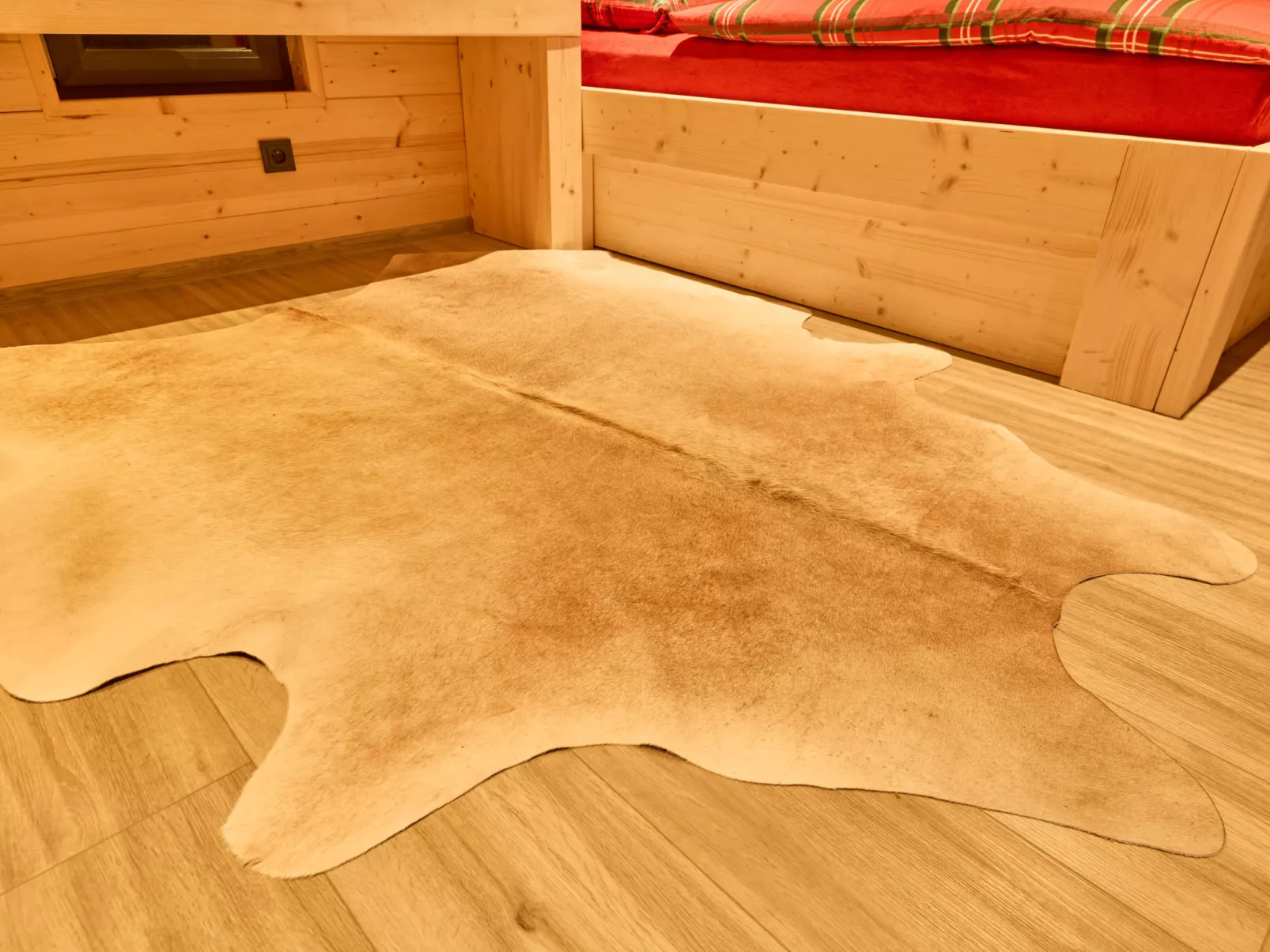 Luxe Timber Lodge & Pet Retreat-Binnen