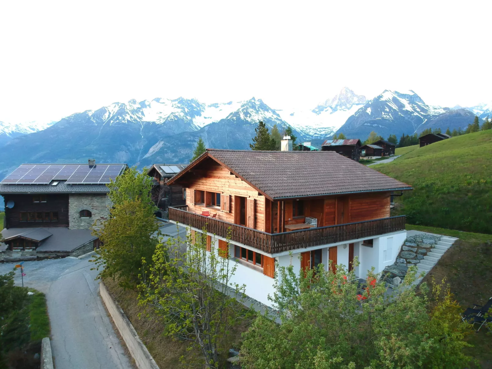 Chalet Gredetsch 6B-Buiten