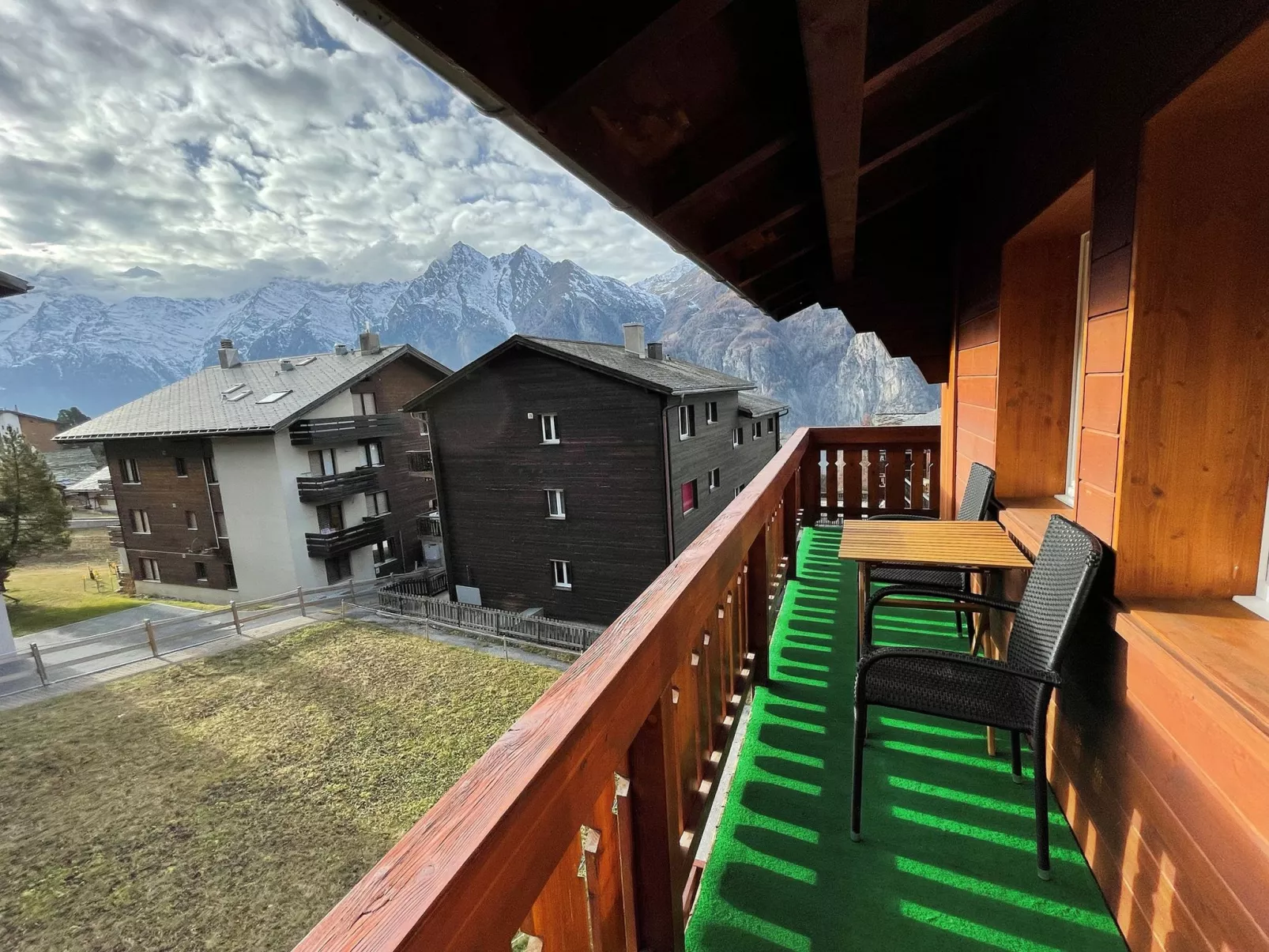 Chalet Jungtalblick Eggeri-Buiten