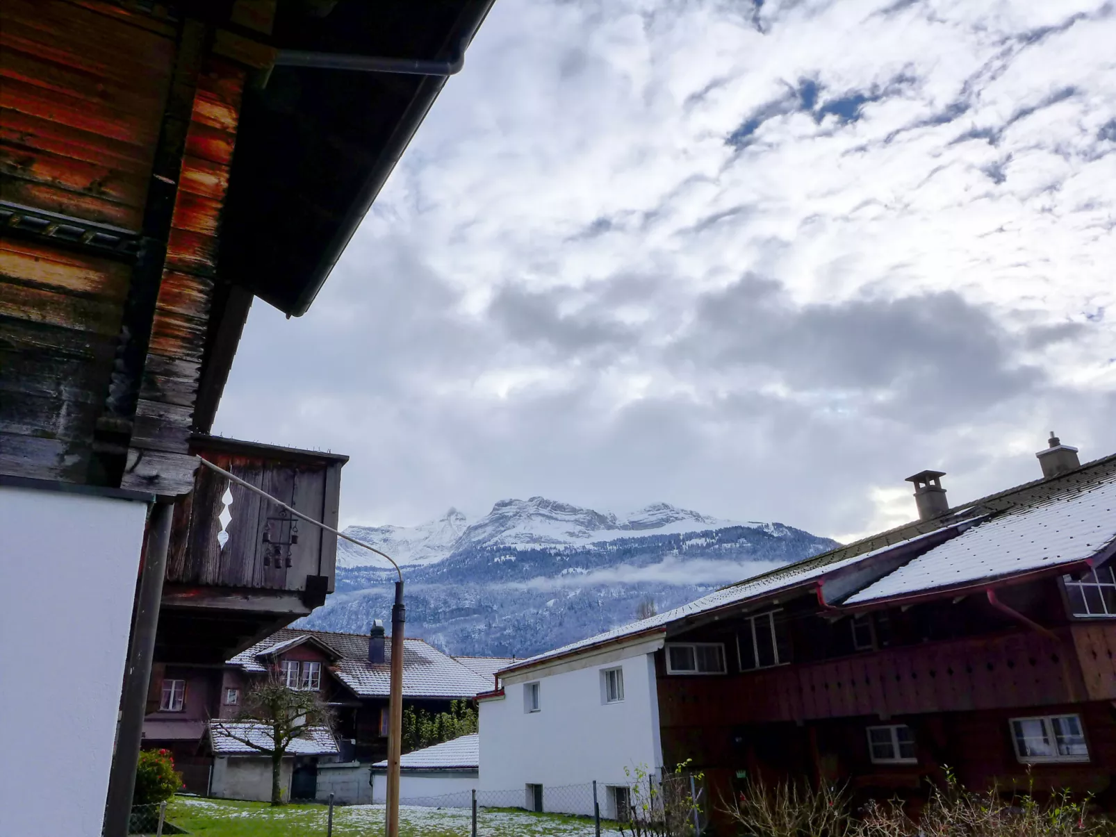 Chalet Esther-Buiten