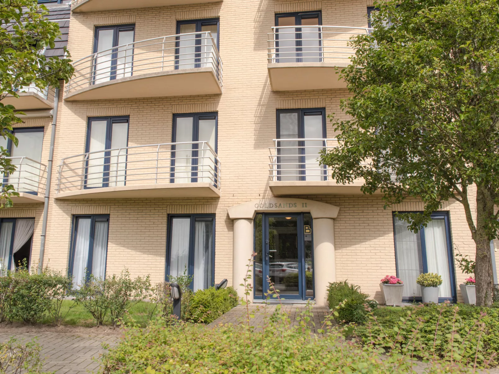 Goldsands II 101 with garage-Buiten