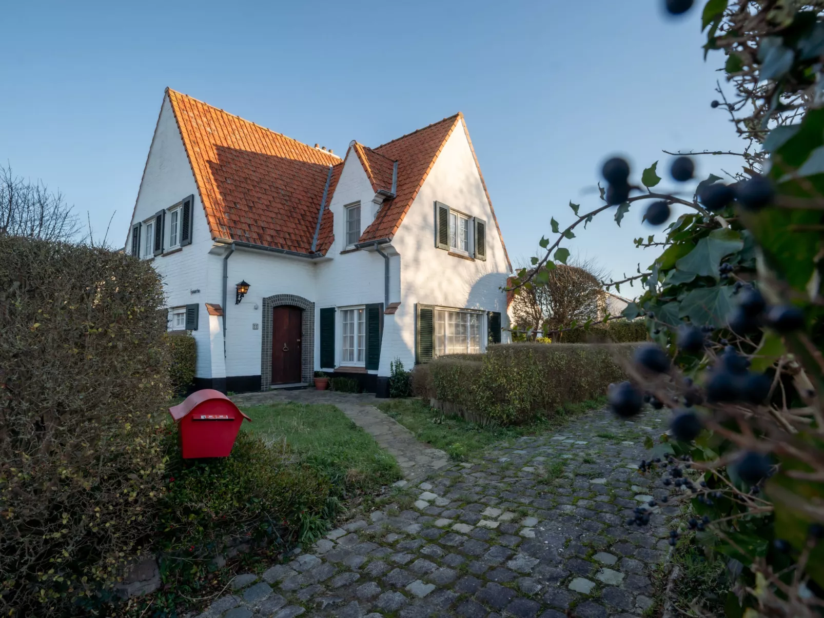 Hamarrbø with garden and parking-Buiten