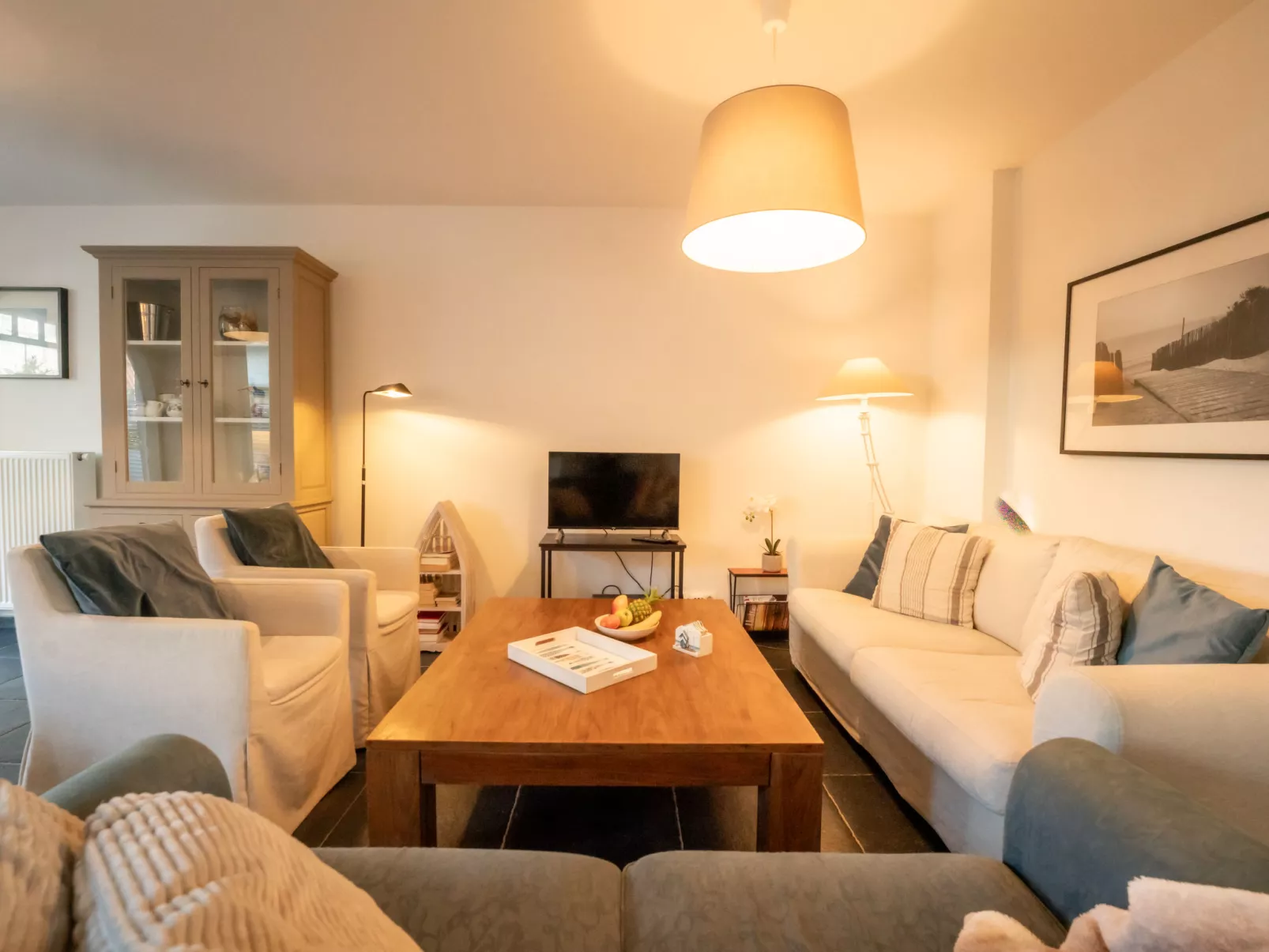 Ons Nest with parking-Binnen