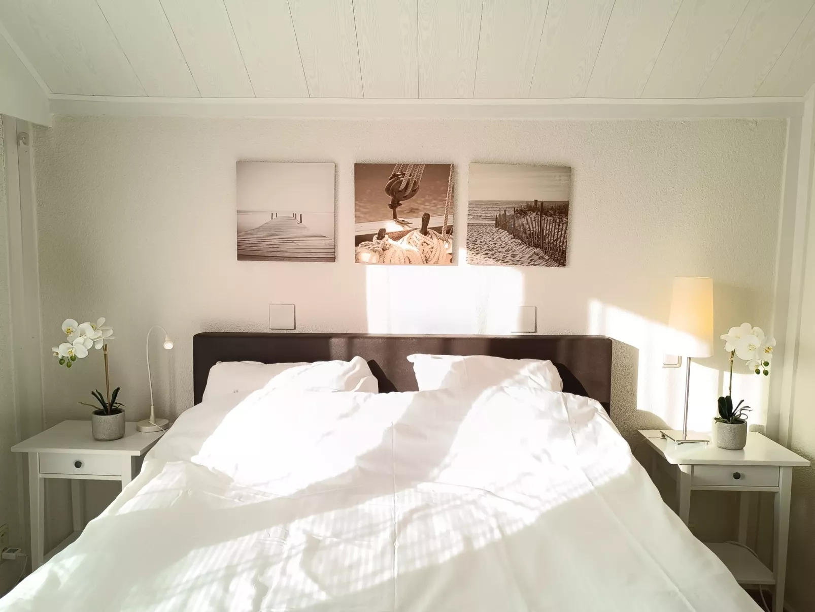 Luna with parking and shared pool-Binnen
