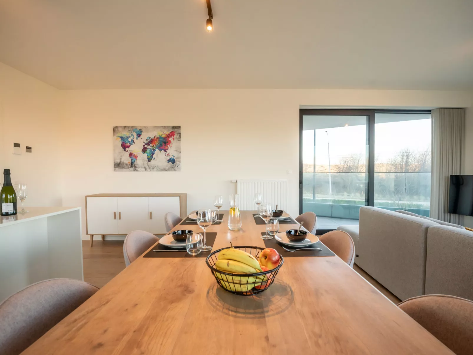 One with terrace and dune view-Binnen