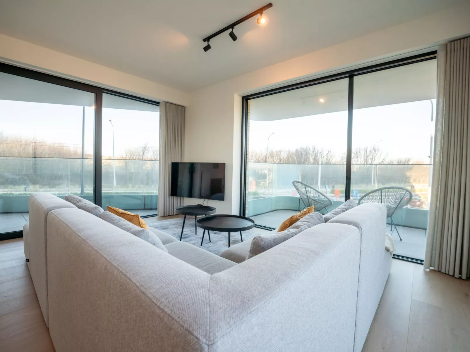 One with terrace and dune view-Binnen