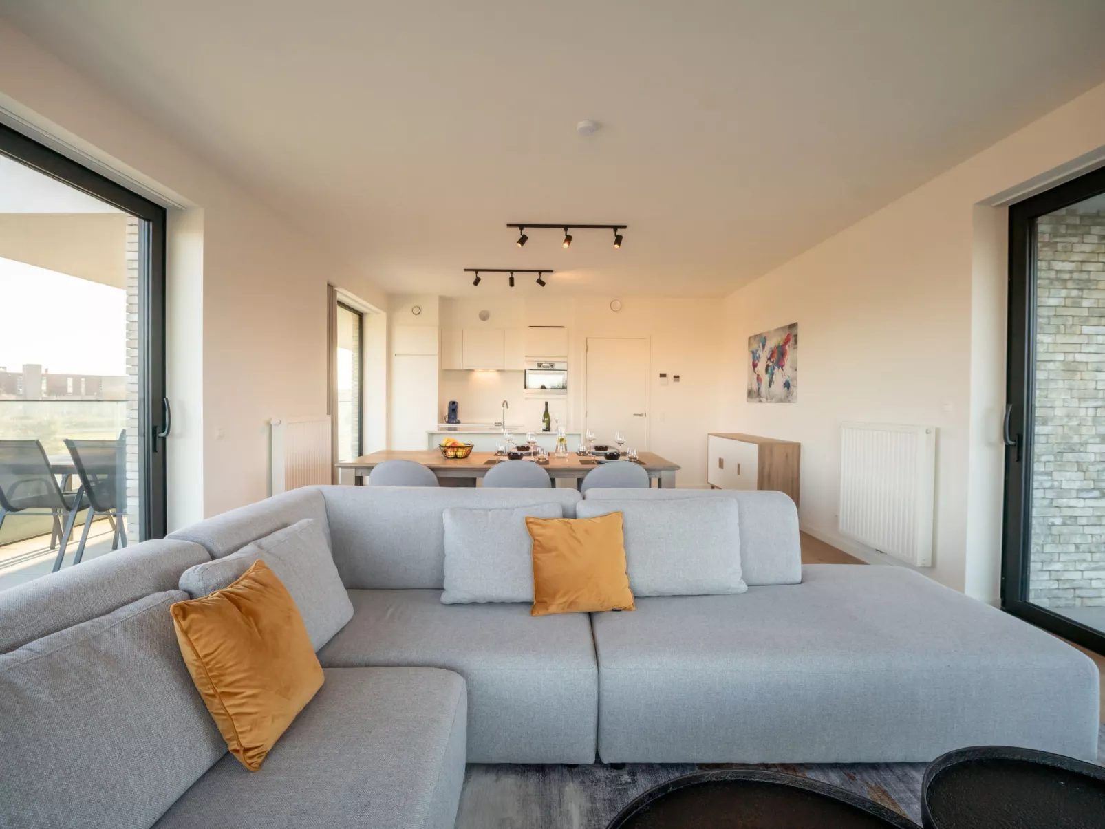 One with terrace and dune view-Binnen