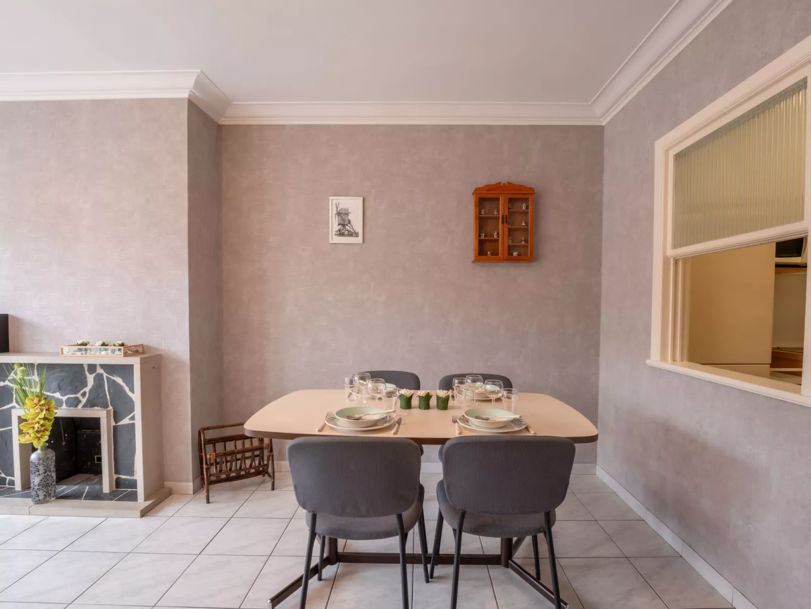 Centrally located "Graaf Jan"-Binnen