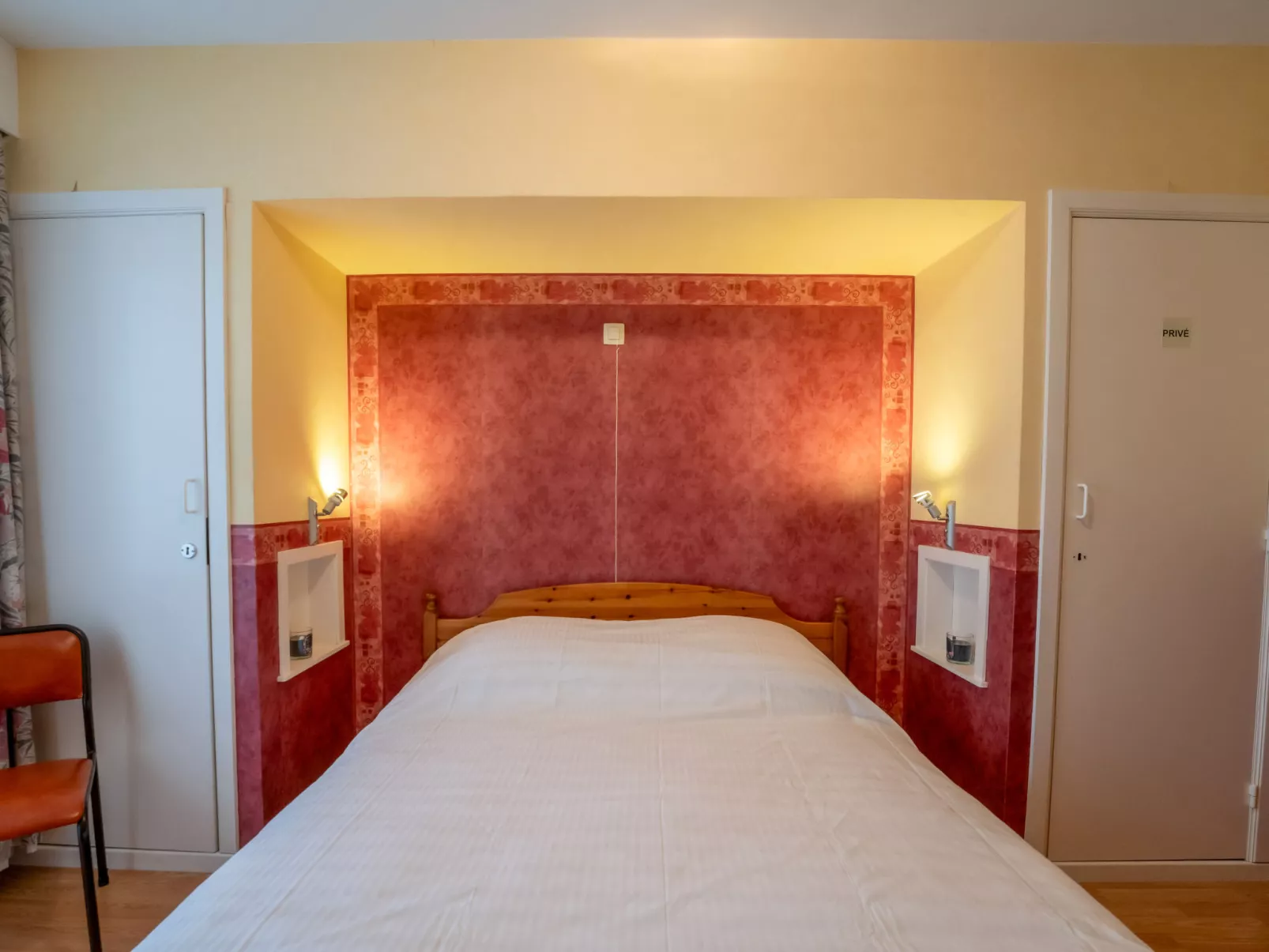 Centrally located "Graaf Jan"-Binnen