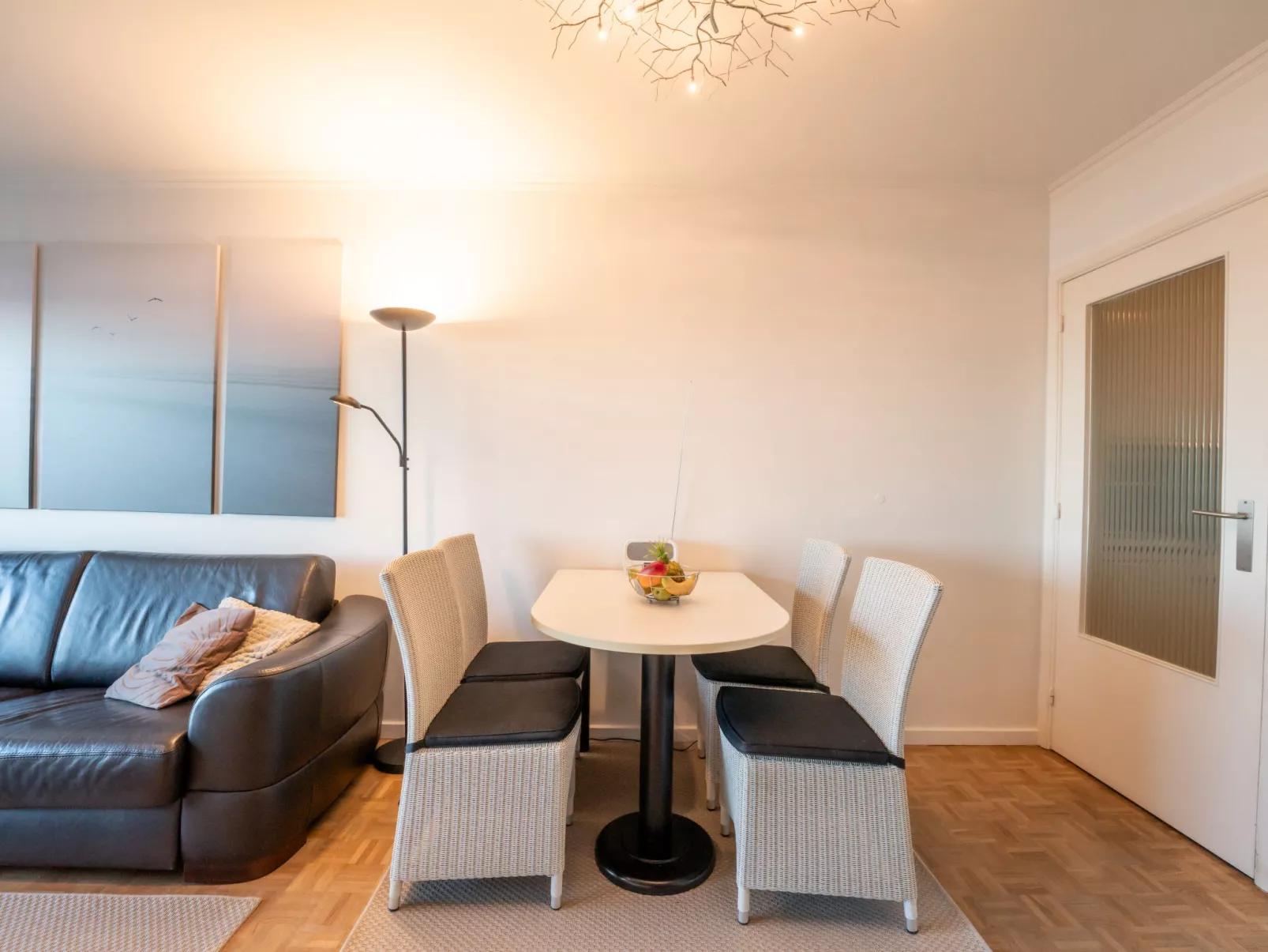 Golfslag with sea view-Binnen