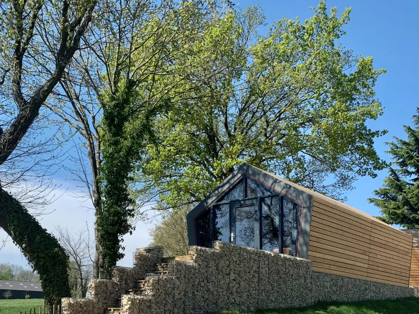 Solo Retreat 4-Buiten
