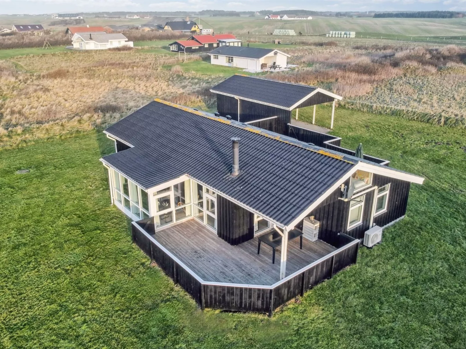 "Arild" - 300m from the sea-Binnen