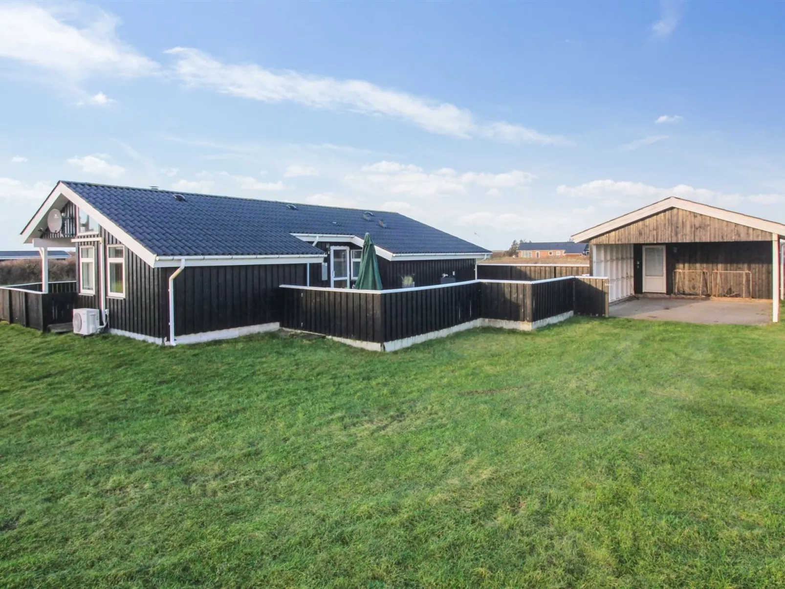 "Arild" - 300m from the sea-Buiten