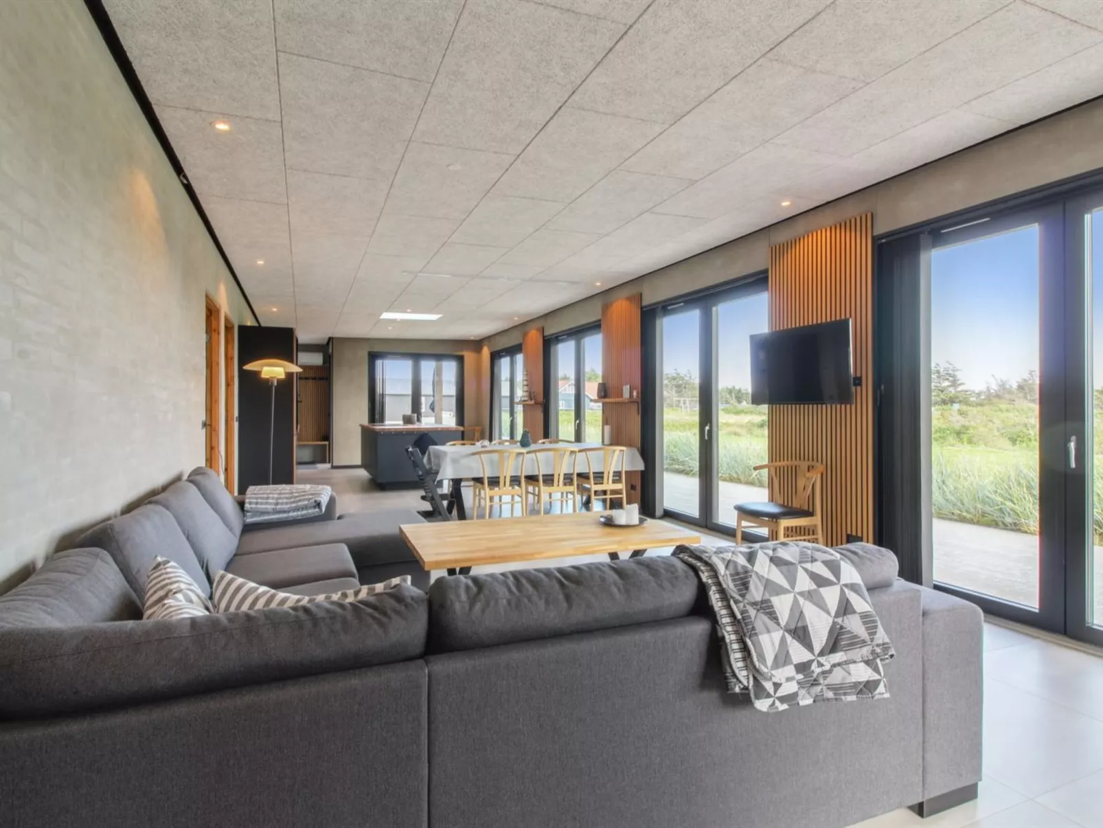 "Lima" - 200m from the sea-Binnen