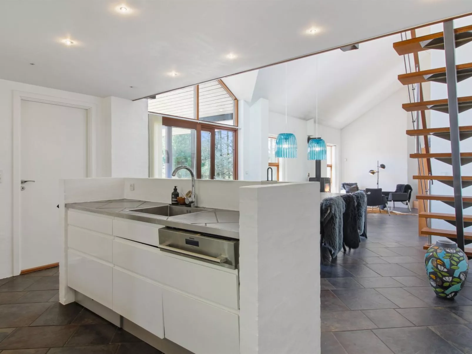 "Maiti" - 300m from the sea-Binnen