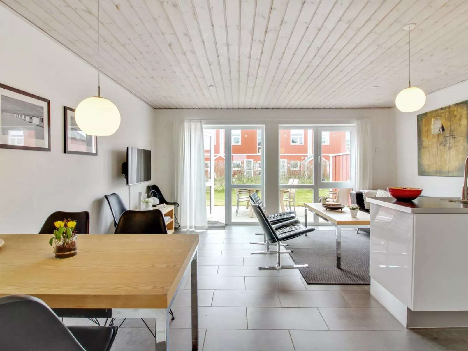 "Rikhard" - 800m from the sea-Binnen