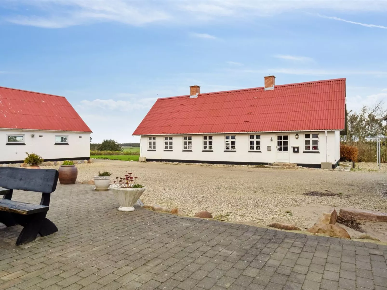 "Sune" - 6km from the sea-Buiten