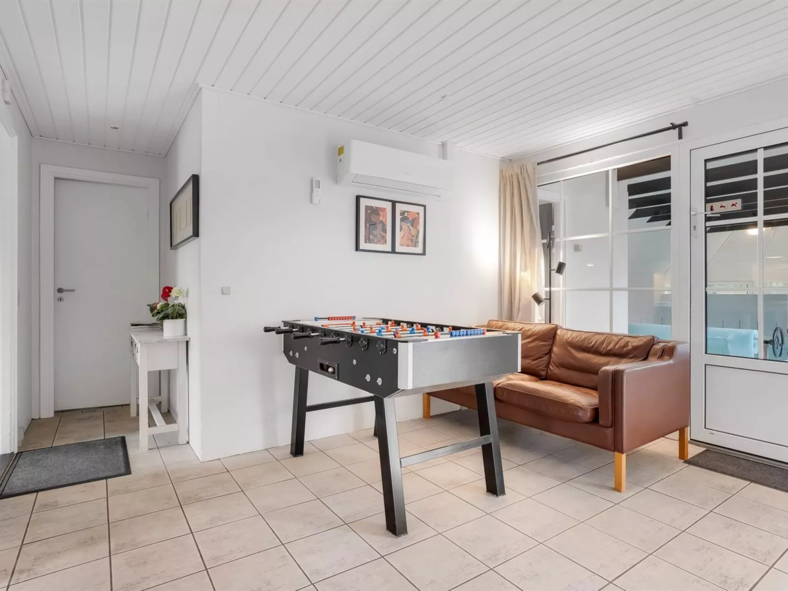 "Rajka" - 800m from the sea-Binnen