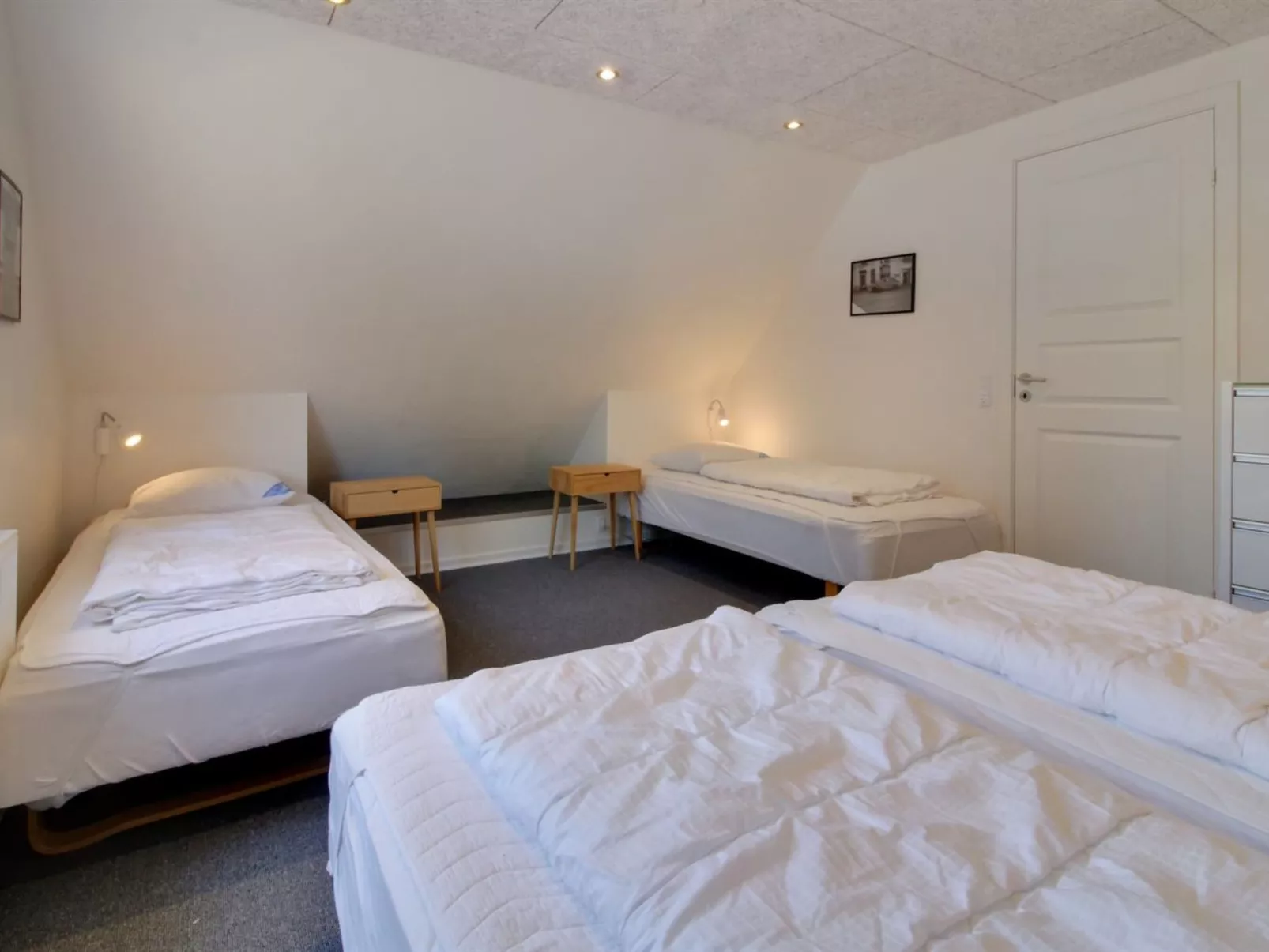 "Lavrans" - 2.5km from the sea-Binnen