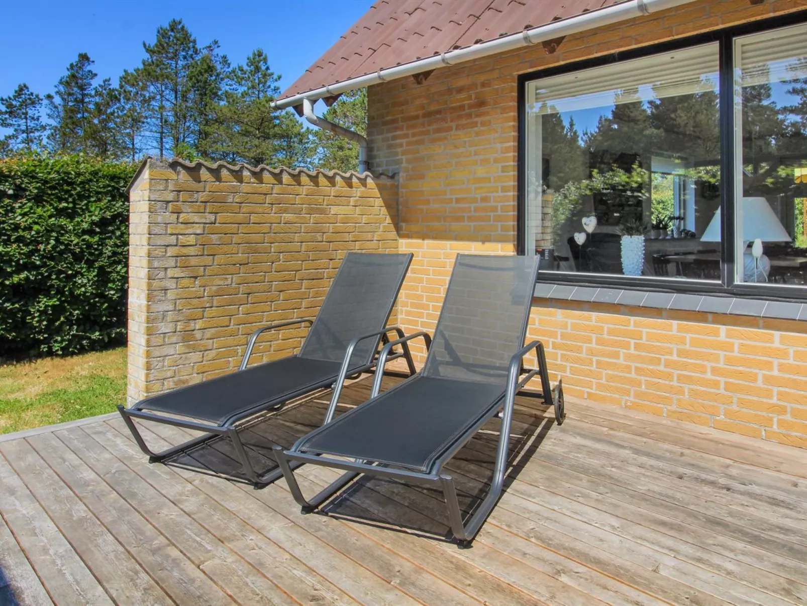 "Lavrans" - 2.5km from the sea-Buiten