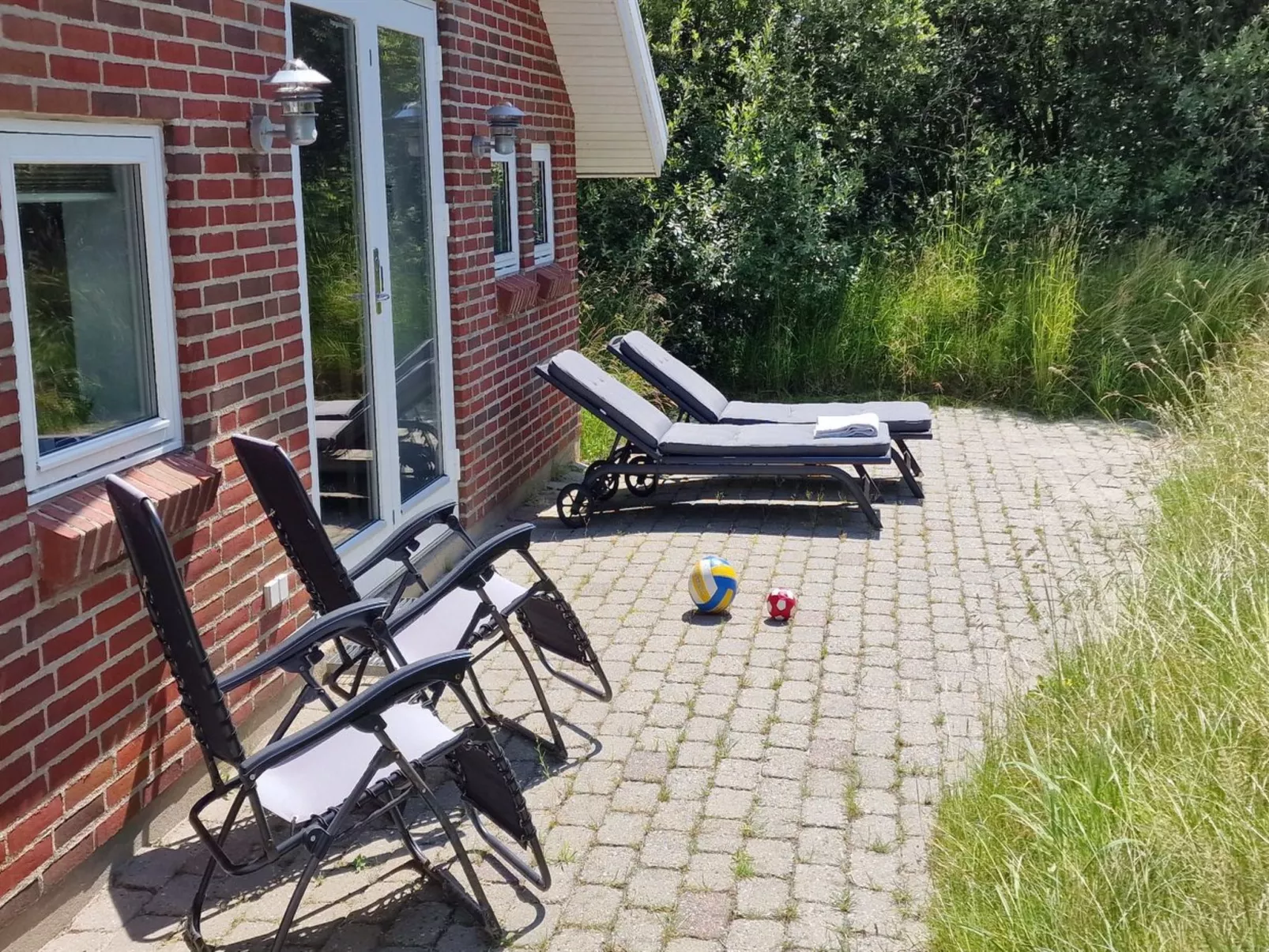 "Danica" - 500m from the sea-Buiten