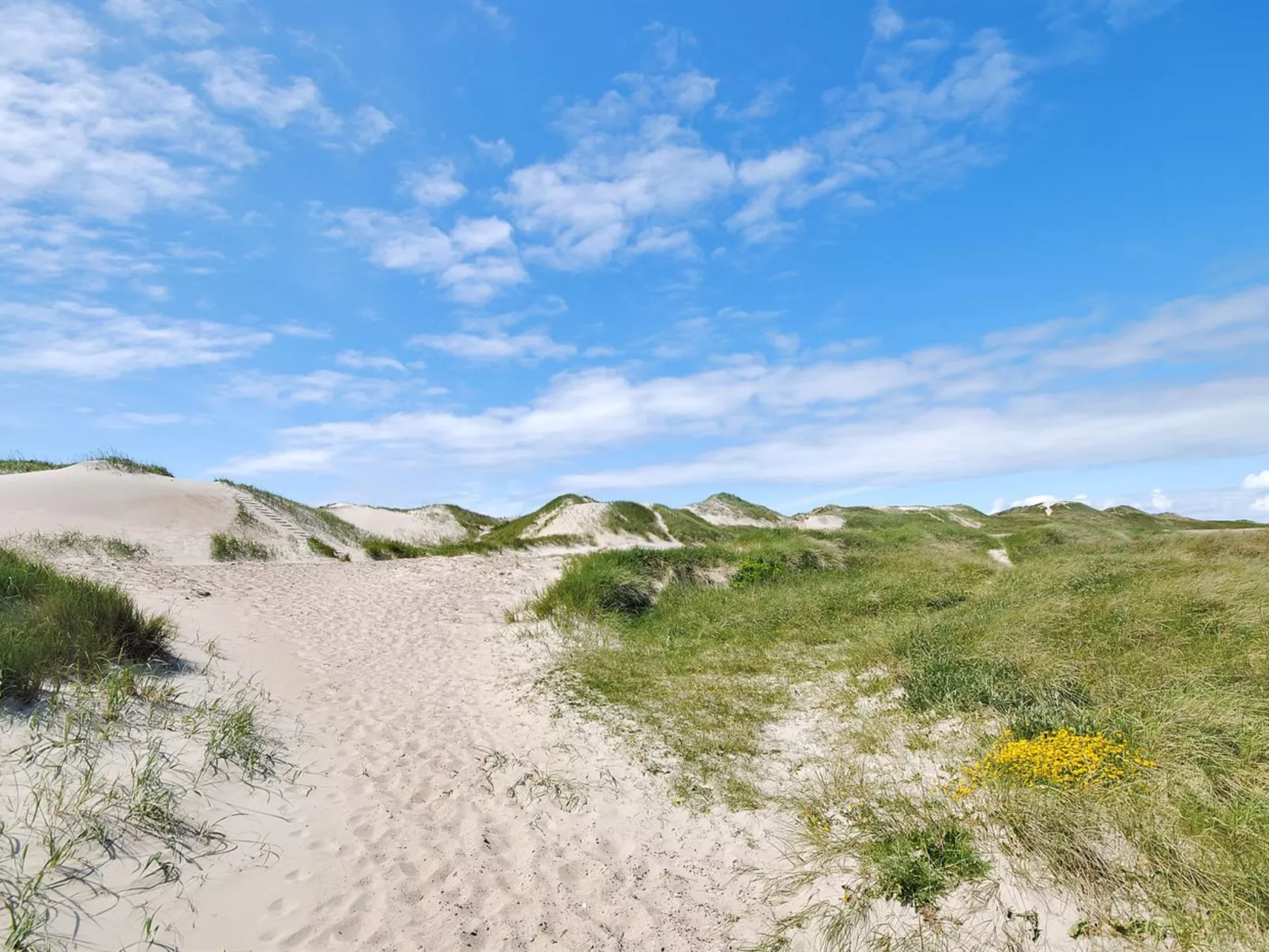 "Herfrith" -  from the sea-Buiten