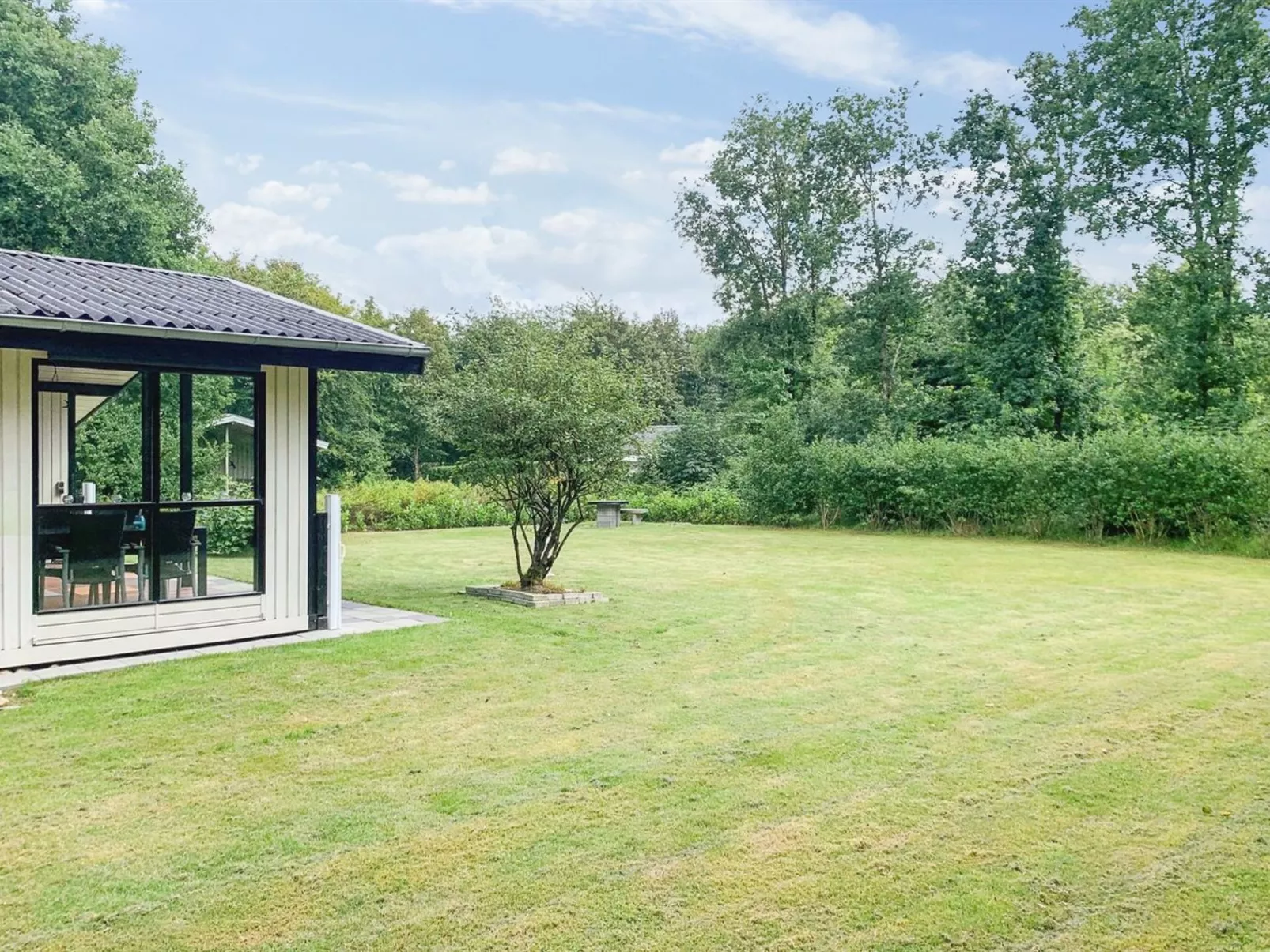"Mijat" - 30km from the sea-Buiten