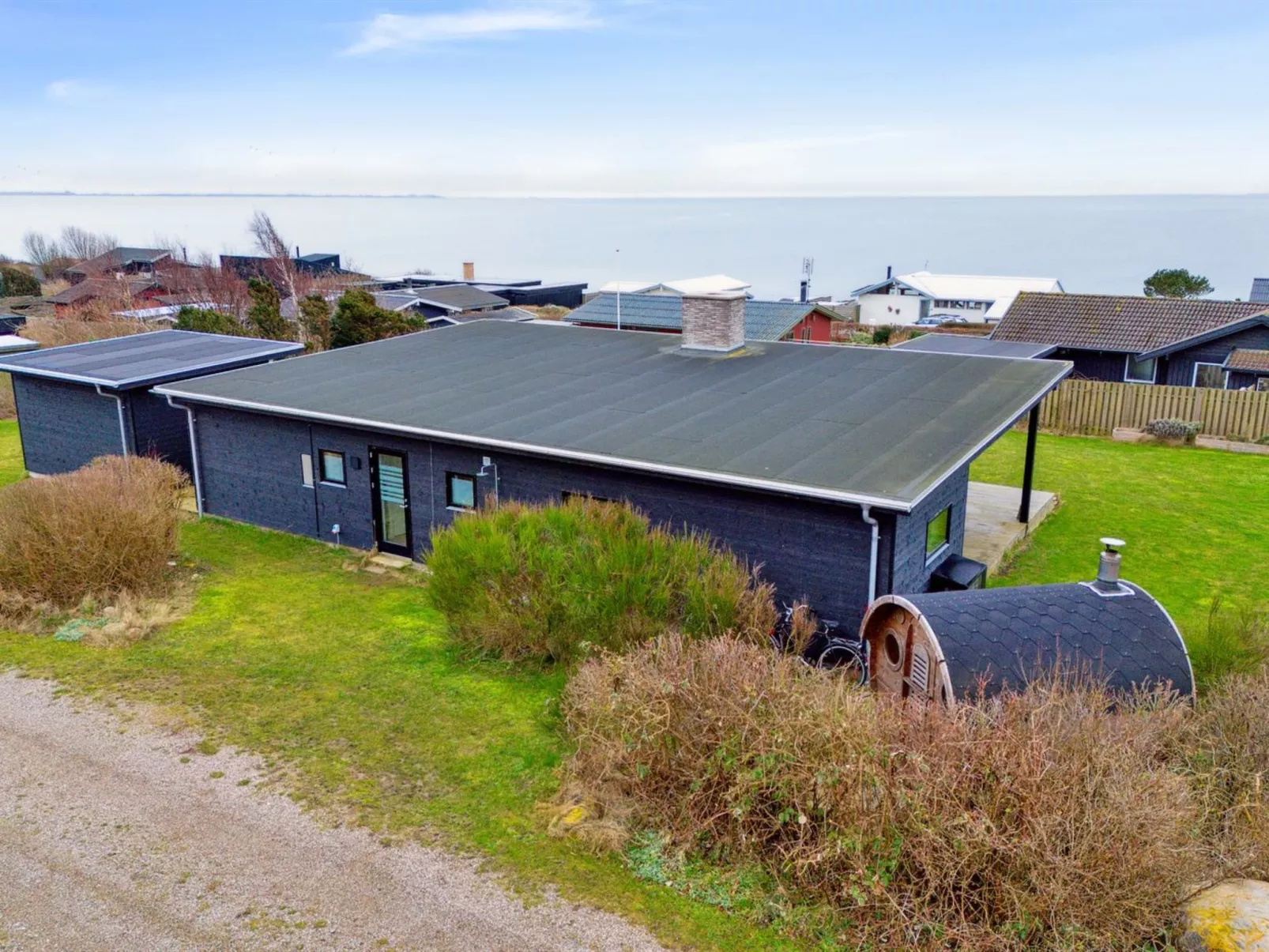 "Niesina" - 100m from the sea-Binnen