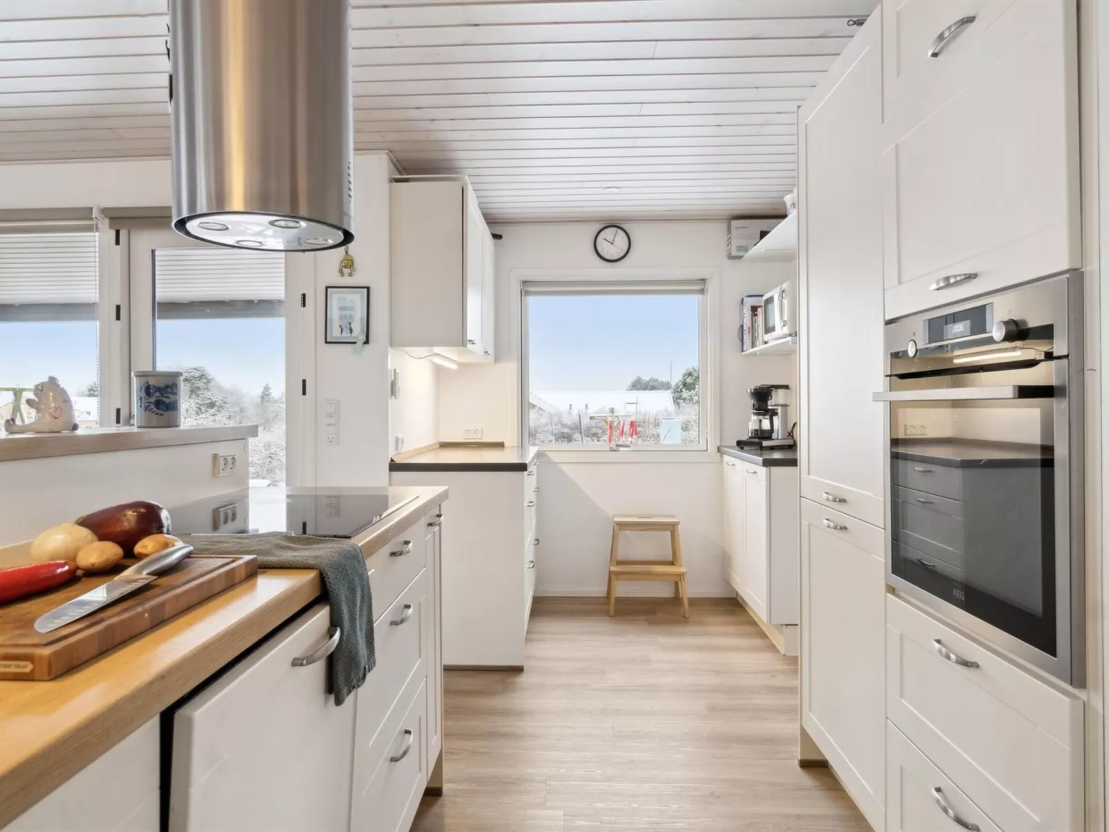 "Oskari" - 175m from the sea