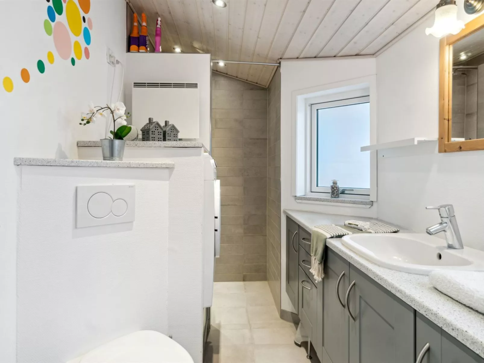 "Oskari" - 175m from the sea-Binnen