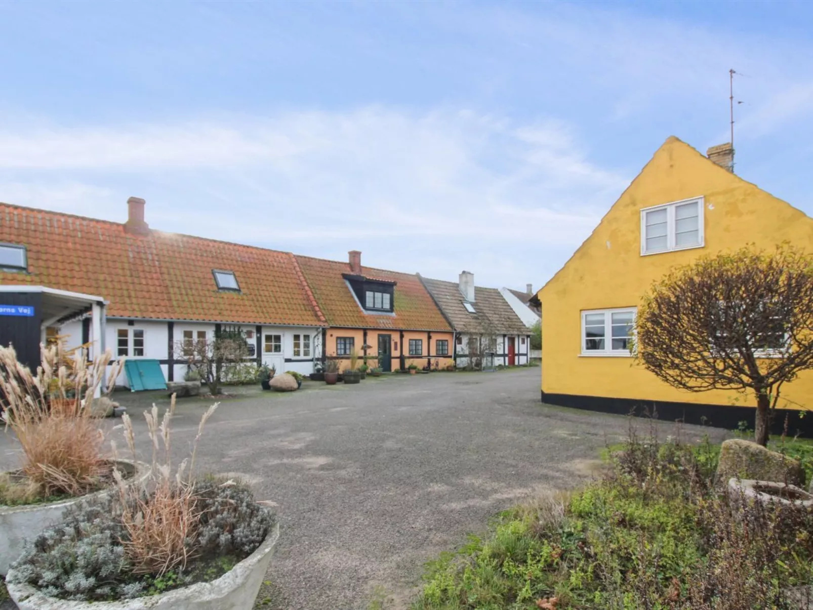 "Elvira" - 300m from the sea-Binnen