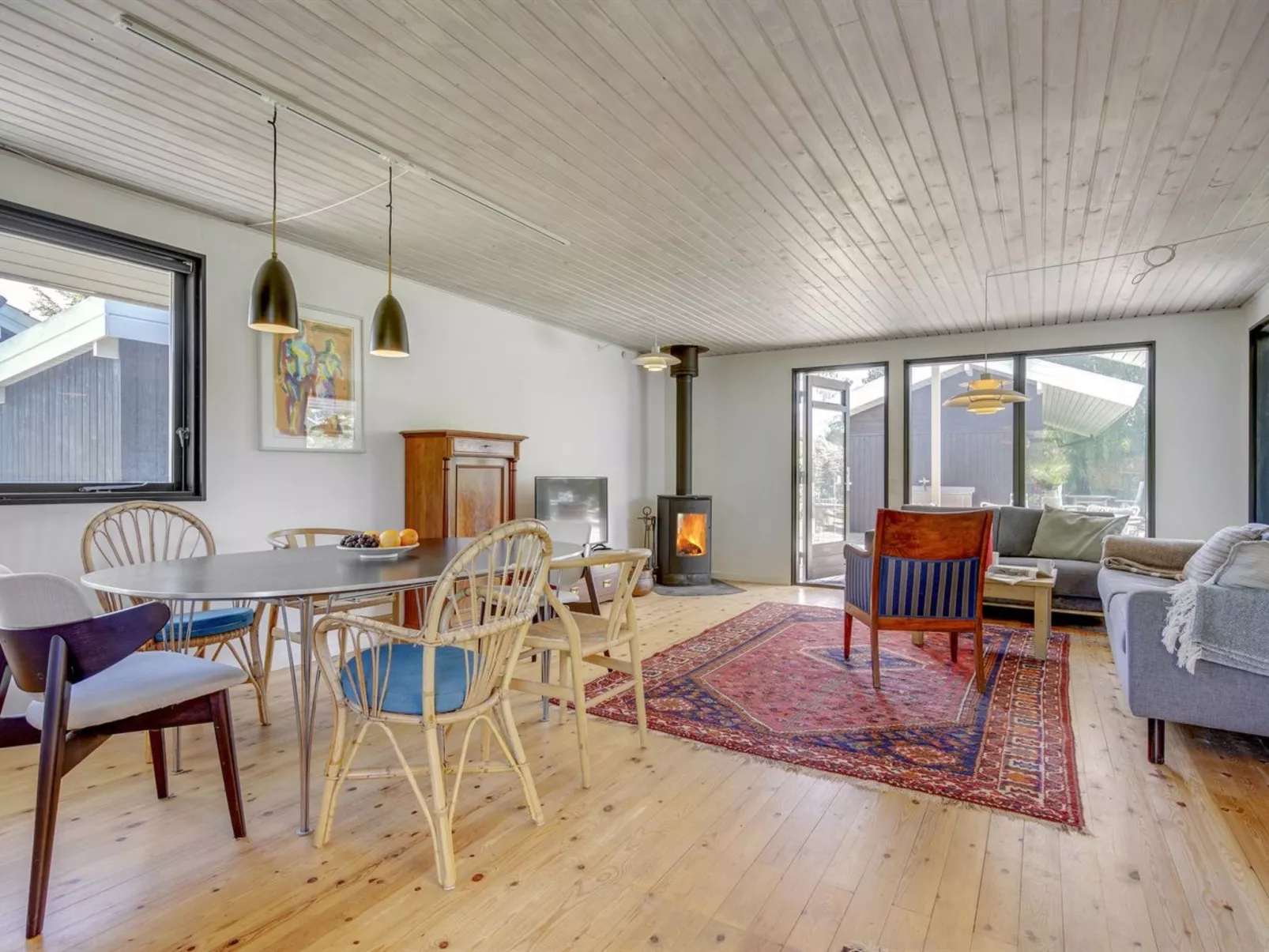 "Ingelis" - 1.3km from the sea-Binnen