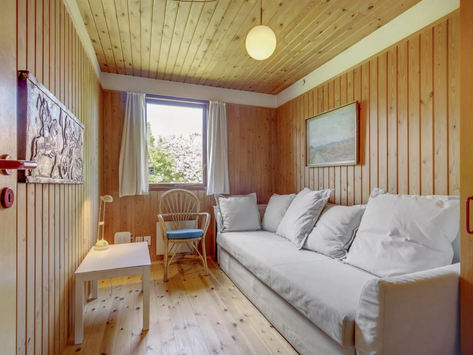 "Ingelis" - 1.3km from the sea-Binnen